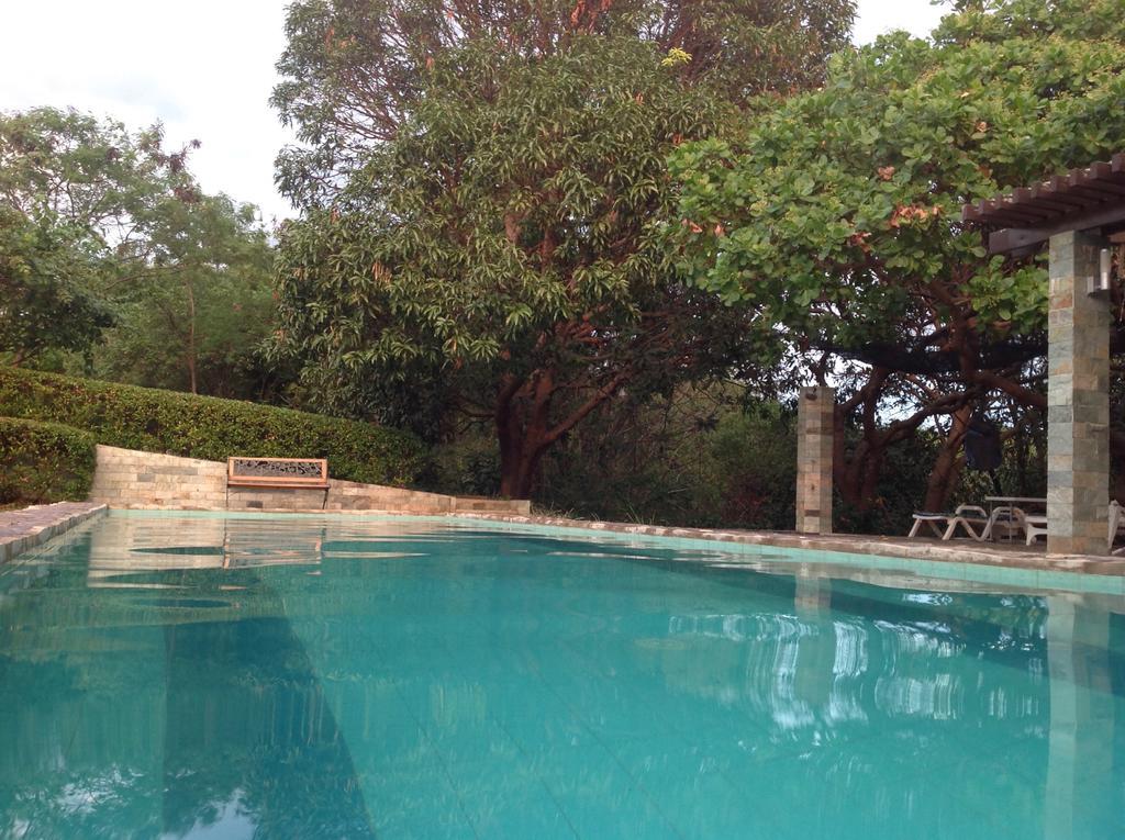 Villa Native House With Beautiful Pool Bagac Exterior foto